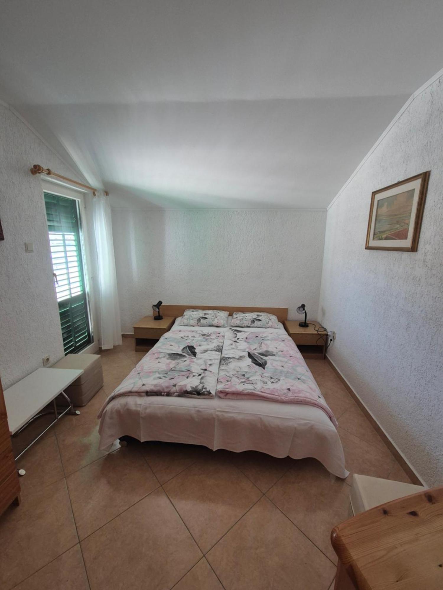 Apartmani Mira Supetarska Draga Exterior photo